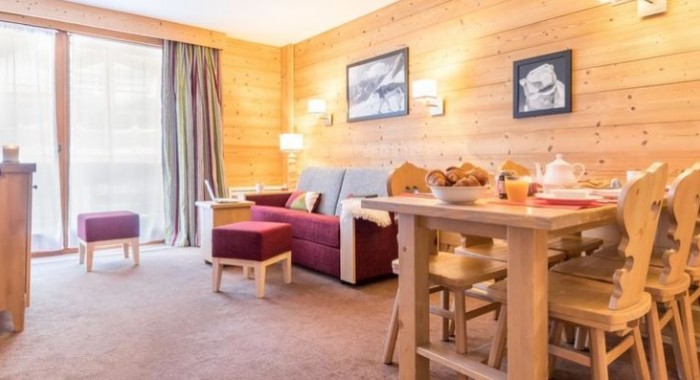 Chalet du Forum, Courchevel 1850 ski chalet, image 4